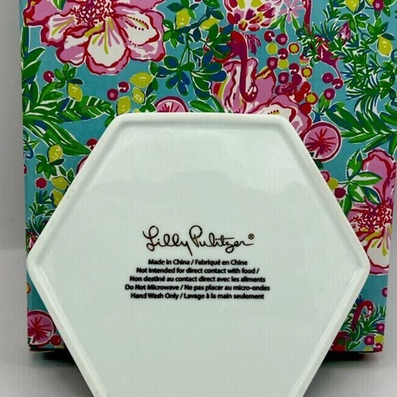Lilly Pulitzer Pineapple Motif Trinket Tray Octagon Shaped Gold Trim NWB - Picture 2 of 3